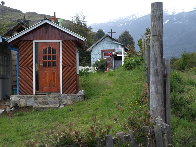 ../../Pictures/231209/032 patagonische Grabstaette.JPG